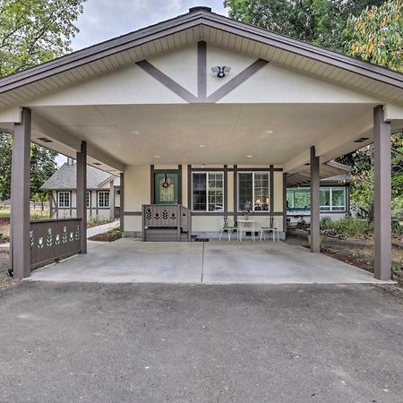 Cozy Cottage On Flower Farm With Baker Creek Views! McMinnville Exterior photo
