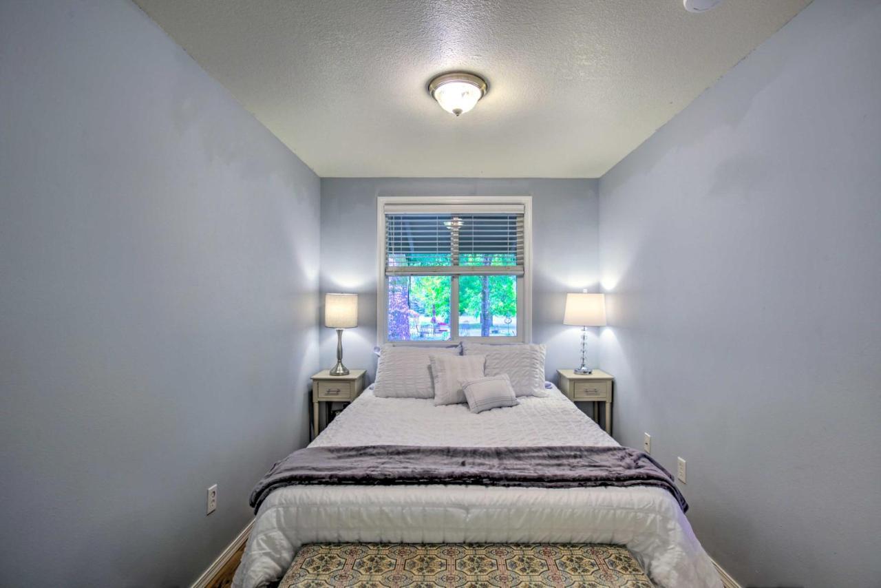 Cozy Cottage On Flower Farm With Baker Creek Views! McMinnville Exterior photo
